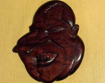 big-nose-wooden-sculpture-art