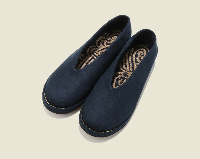 blue-handmade-cloth-shoes-with