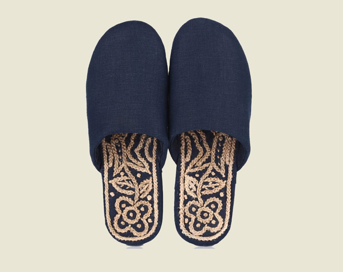 slipper-handmade-cloth-shoes-with A