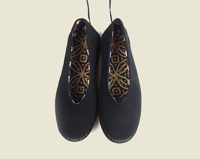 black-gongfu-handmade-cloth-shoes A