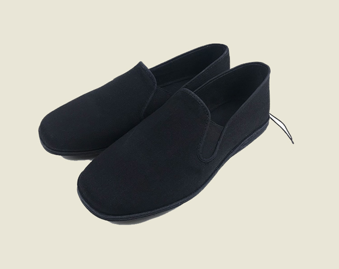 black-handmade-cloth-shoes-with B