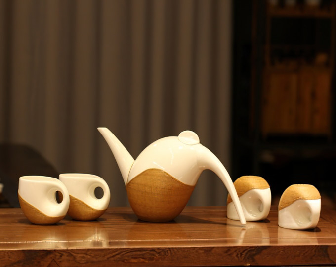 porcelain-coffee-set-made-of