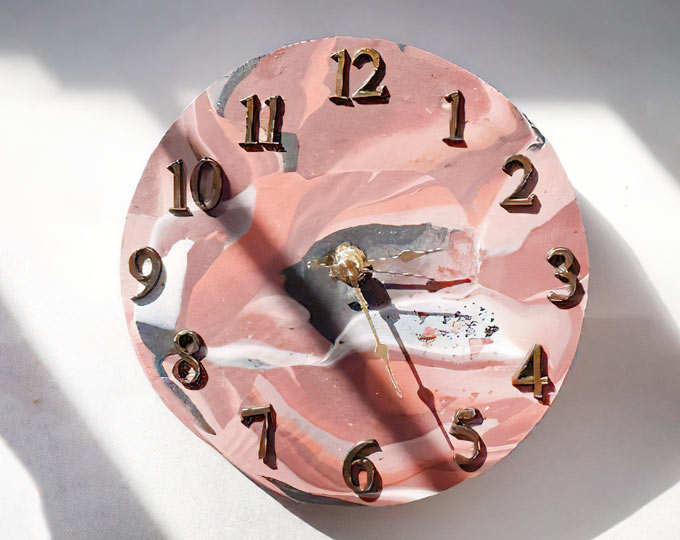 handmade-clay-clock