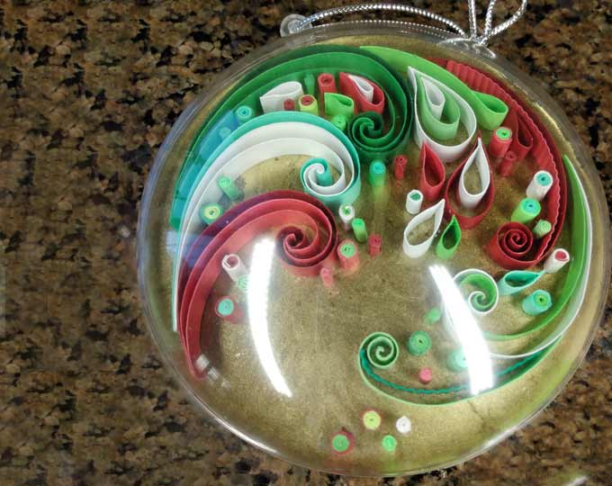 whimsical-swirly-quilled-ornament A