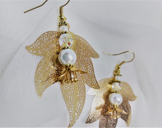 gold-leaf-earrings A