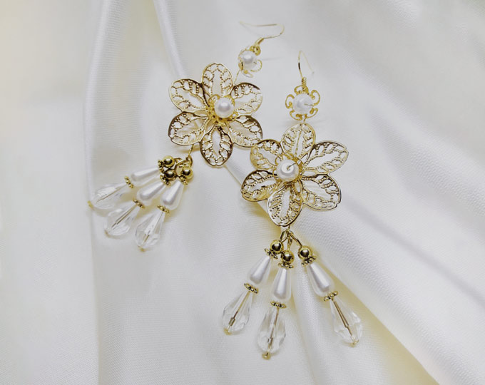 gold-flower-drop-earrings A