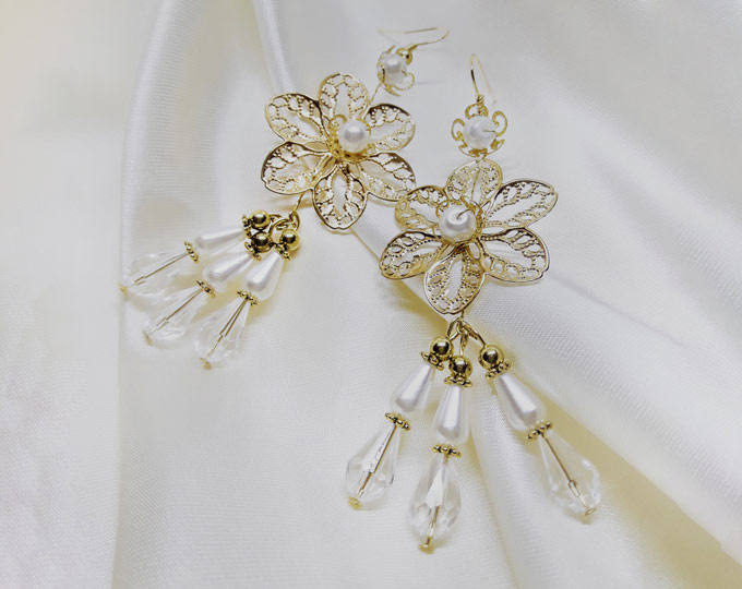 gold-flower-drop-earrings B