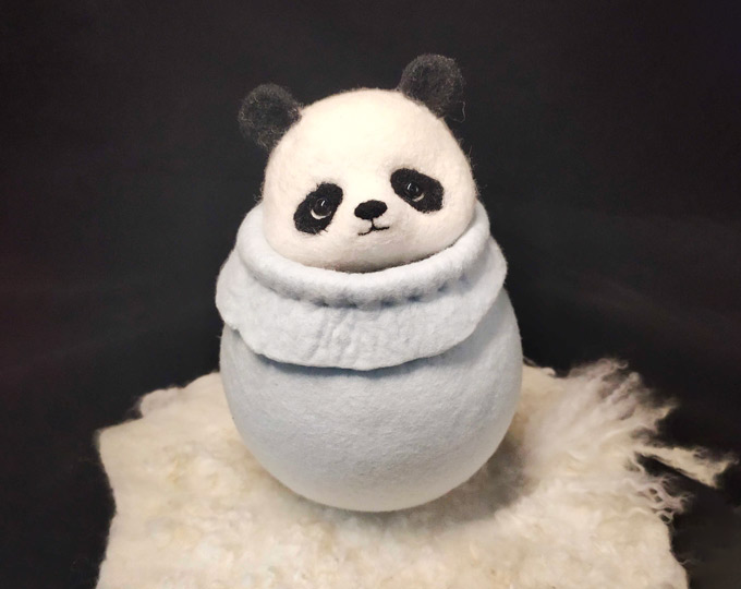 handmade-wool-felt-cute-panda