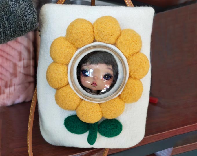 handmade-wool-felt-ob11blythe-bag A