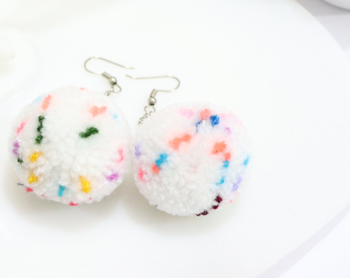 white-sprinkle-pom-pom-earrings