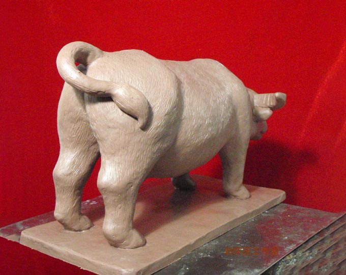 clay-sculpture-little-cute-cow C