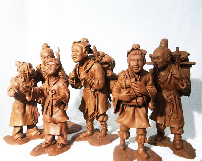 clay-sculpture-handmade-and
