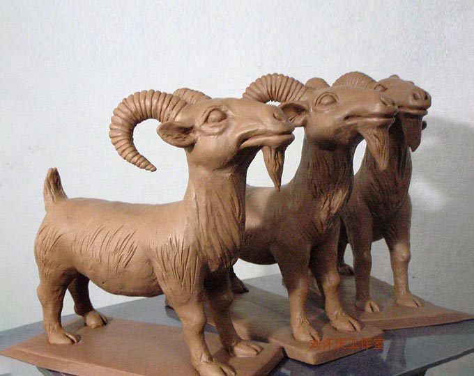 clay-sculpture-the-sheep-handmade A