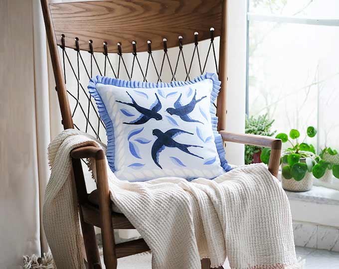 emboridery-cushion-and-pillows A