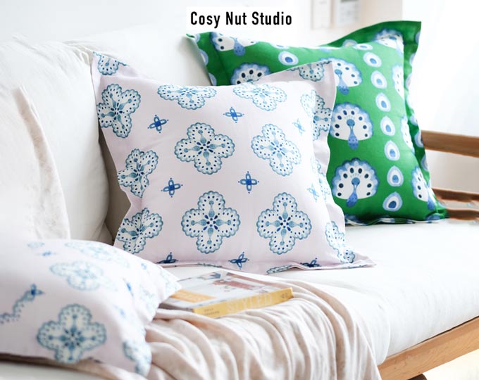 cushion-and-pillows-with-original