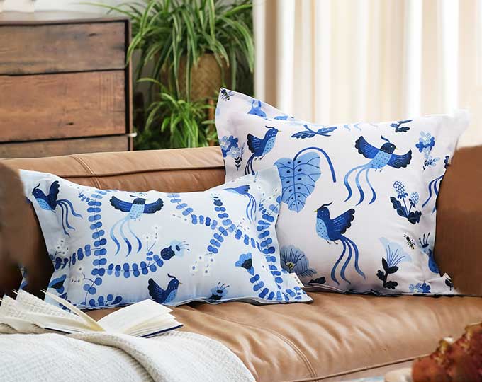 cushion-and-pillows-with-original A