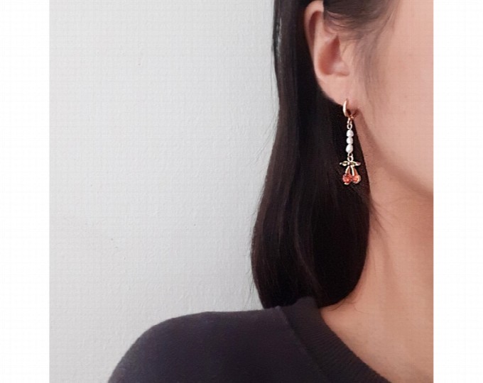 berry-pearl-hoop-earrings B