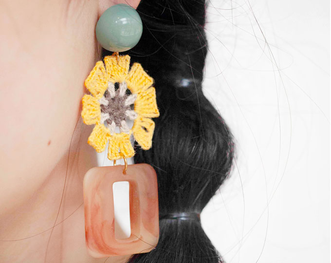 lace-sunflower-earring B