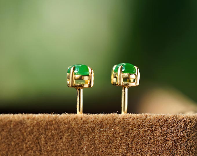 vishi-18k-gold-emerald-earrings C