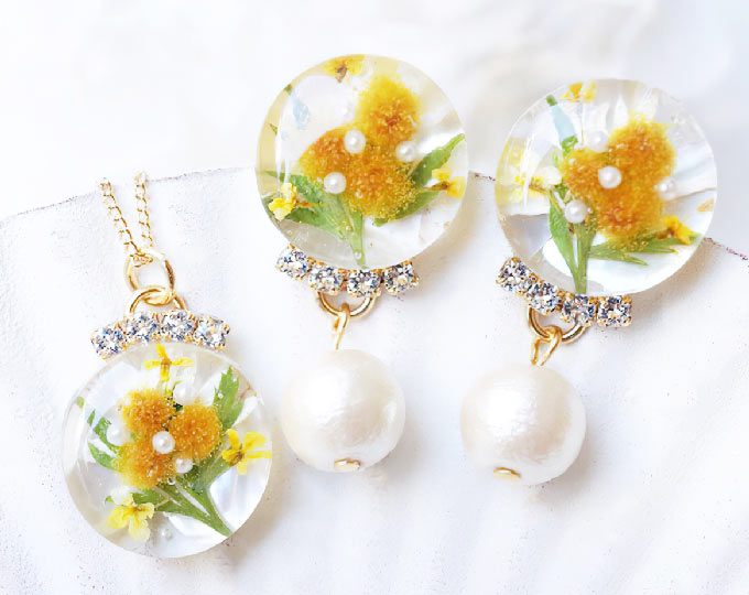 mimosa-bouquet-jewelry-set