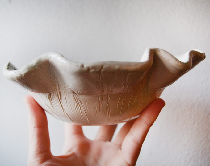 handmade-bowl-with-embossed-leaves B