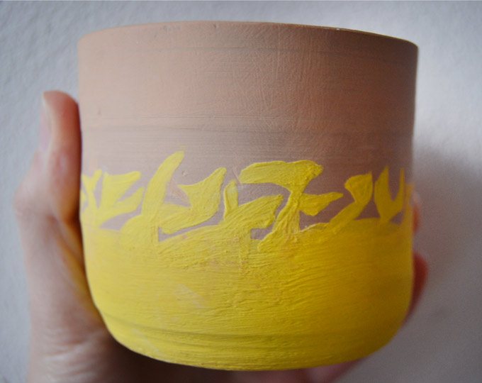 handmade-ceramic-pot-with-yellow B