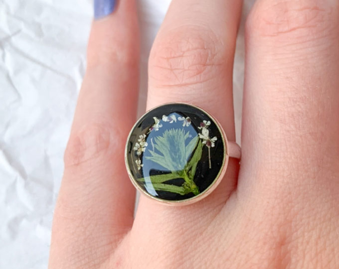 ring-with-pressed-leaf-and-flowers B