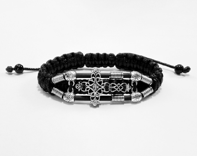 handmade-bracelet-cross-2