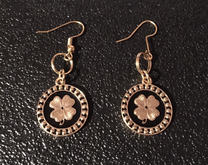 lnj-gold-flower-earrings A