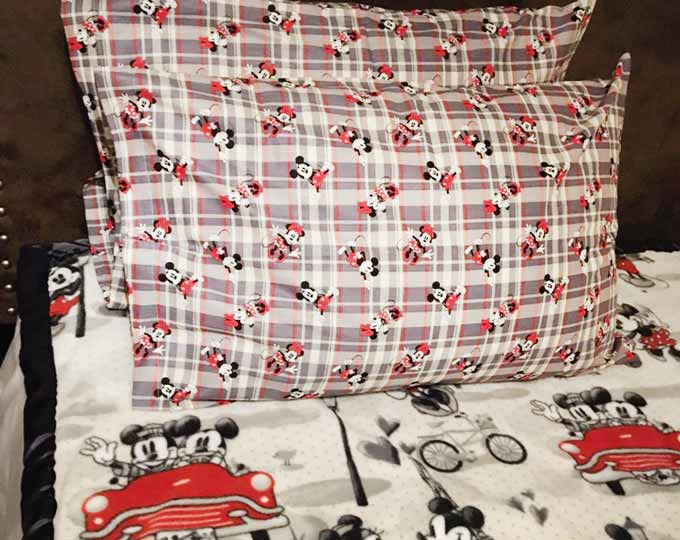 mickey-mouse-pillowcases B