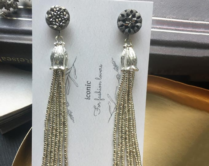 silver-beads-tassel-earrings