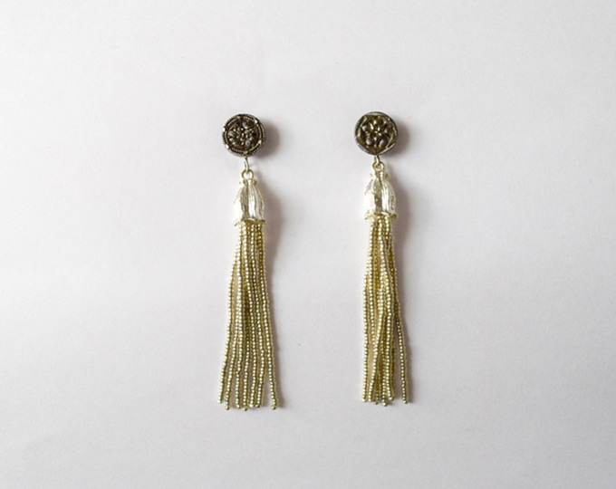 silver-beads-tassel-earrings A