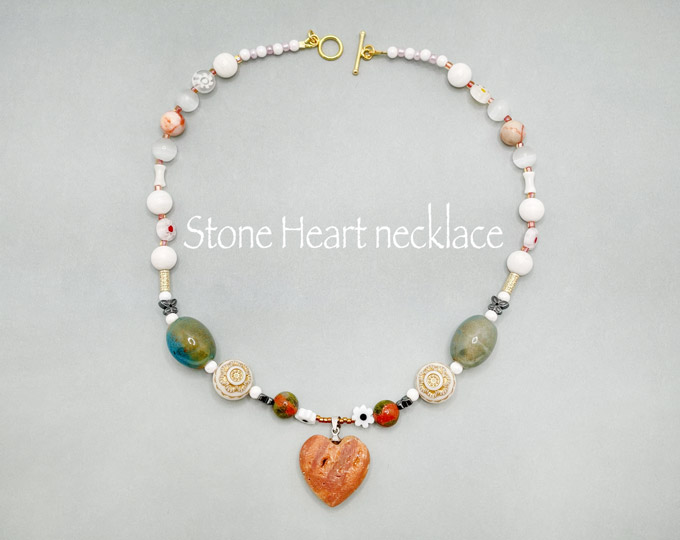 stone-heart-necklace