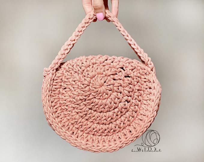 cir-crochet-handbag A