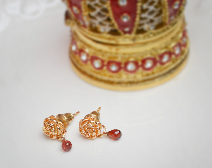 Garnet-Rose-Water-Drop-Earrings