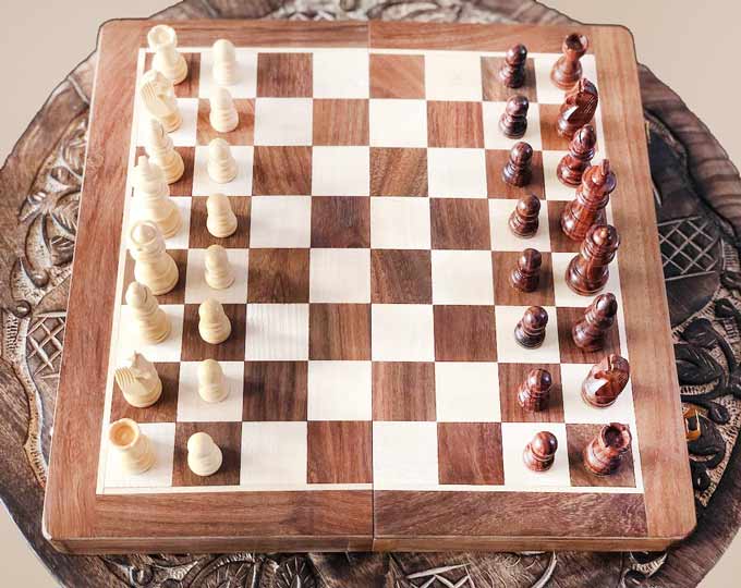 12-Magnetic-Folding-Handmade-Chess