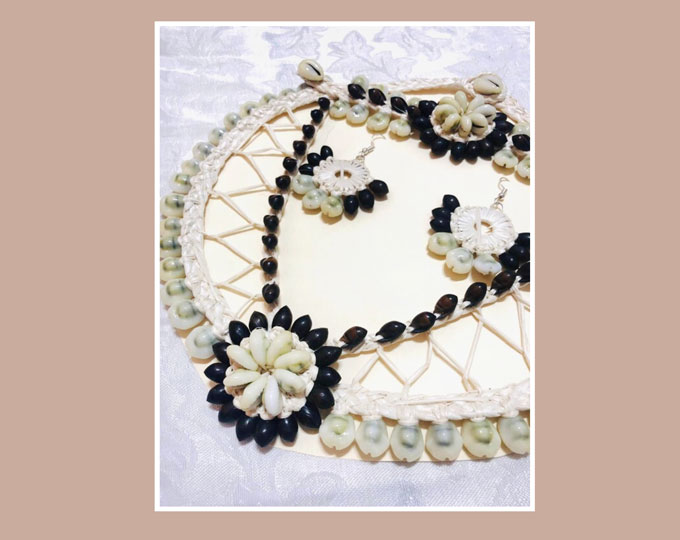 New-women-s-handmade-Necklace-with B