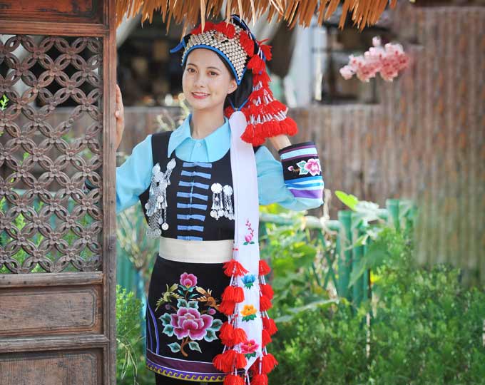 Majie-traditional-dress-set-of-the B