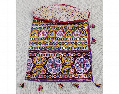 vintage-handmade-gypsy-bag-camel C
