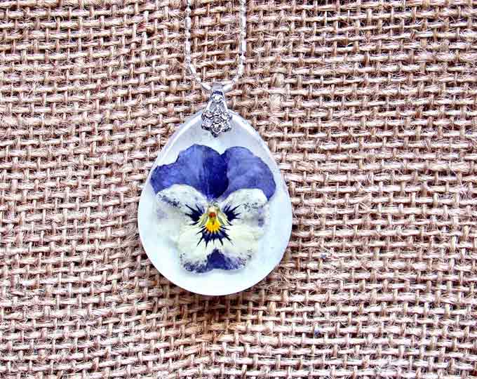 45-shipped-pansie-pendant-with