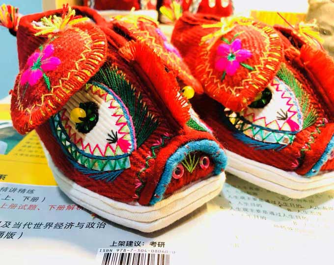 daoxi-piggy-head-shoes-handmade