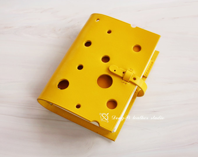 original-design-cheese-modeling
