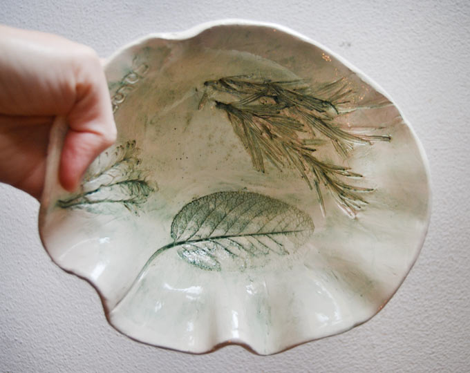 handmade-bowl-with-embossed-leaves