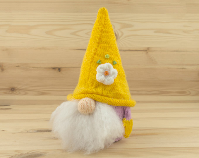 Spring-gnome-with-a-flower-on-a-hat