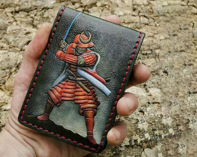 compact-leather-wallet-with