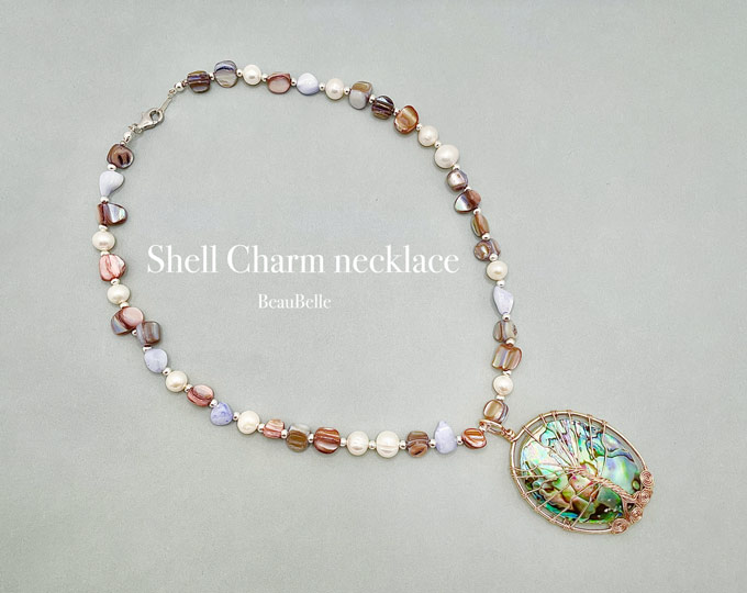 big-shell-charm-necklace