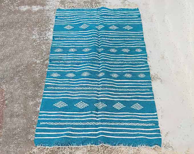 kilim-rug-handmade-with-natural