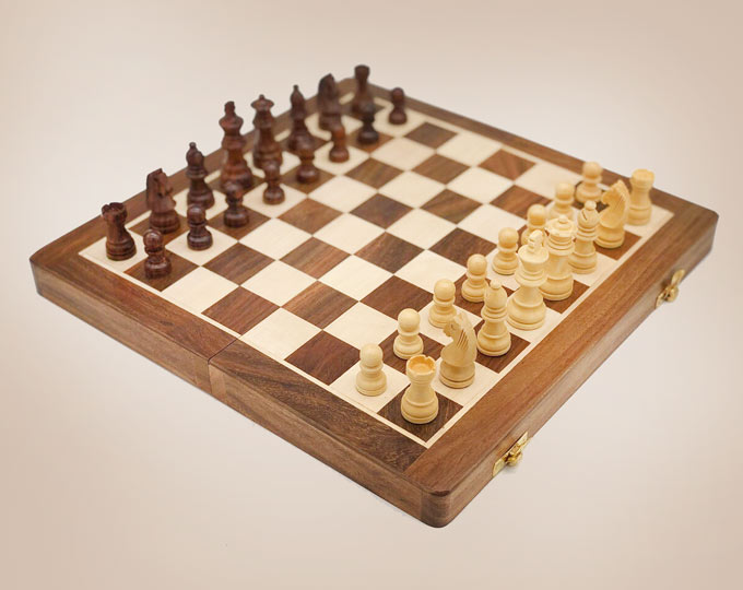 12-Magnetic-Folding-Handmade-Chess B